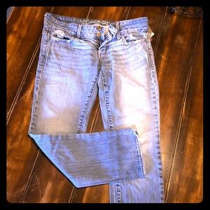 American Eagle crop jeans